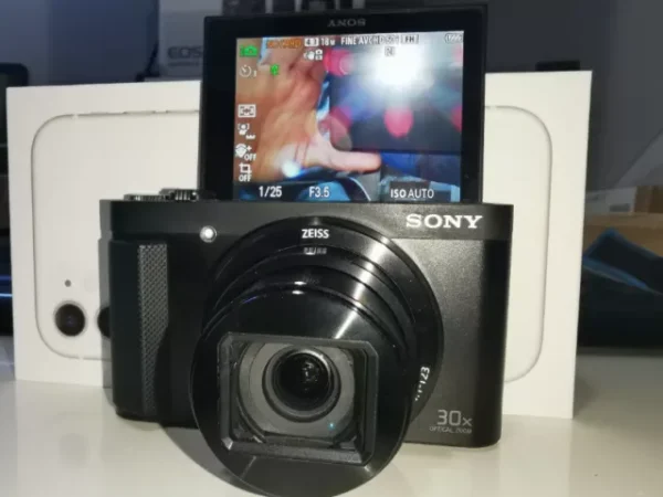 SONY HX80 CAMERA [18.2 MP] [VIEWFINDER] [WiFi] [30X ZOOM] - Image 3